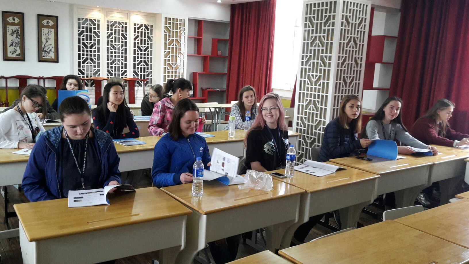 Школьный обмен между Шанхайской школой иностранных языков и Предуниверситарием МГЛУ