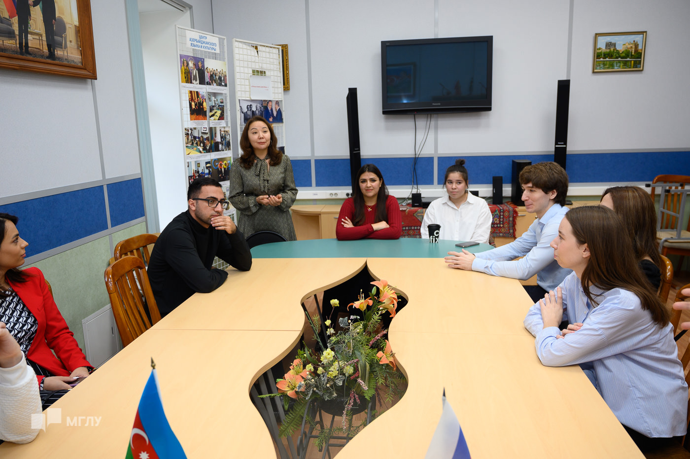 Объединяя переводческие школы: МГЛУ и Ассоциация молодых переводчиков Азербайджана подписали соглашение о сотрудничестве