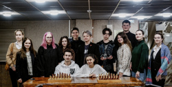 Турнир по «шведским» шахматам