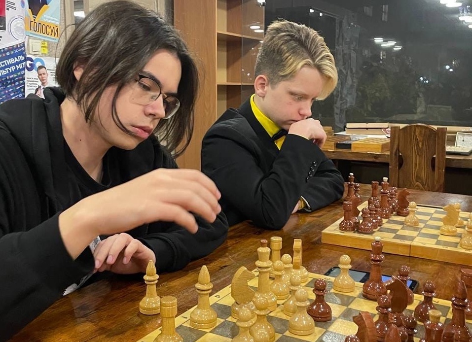 В МГЛУ состоялся студенческий турнир по «шведским» шахматам