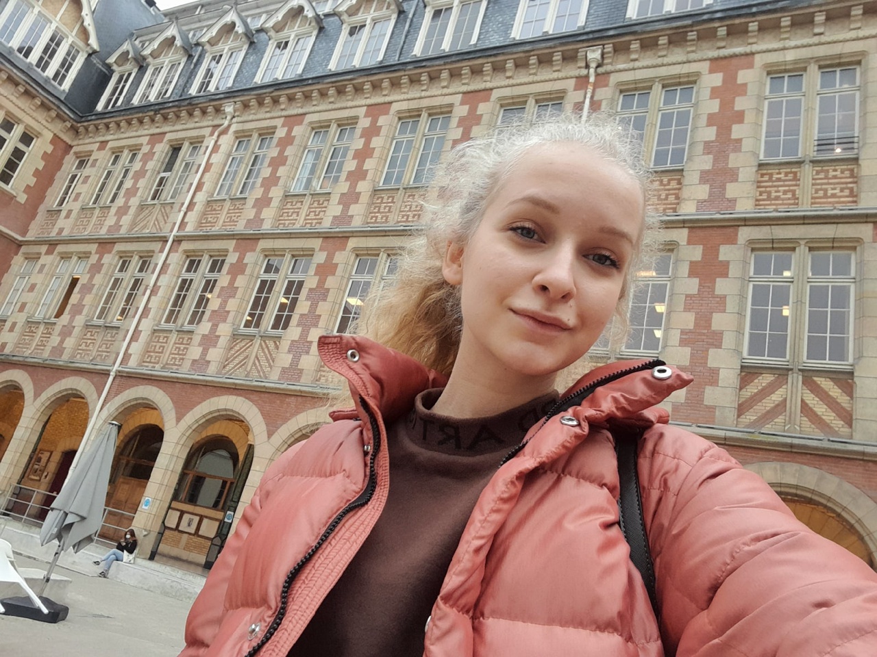 Дарья Горшкова, студентка факультета английского языка, о стажировке в Париже.