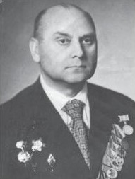В танковом экипаже