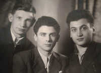 Три поколения инязовцев семьи Озерковых-Насоновых